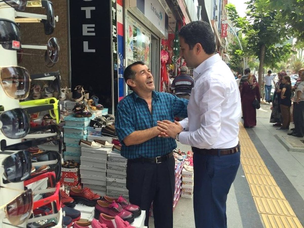 Başkan Eroğlu, Esnafları Ziyaret Etti