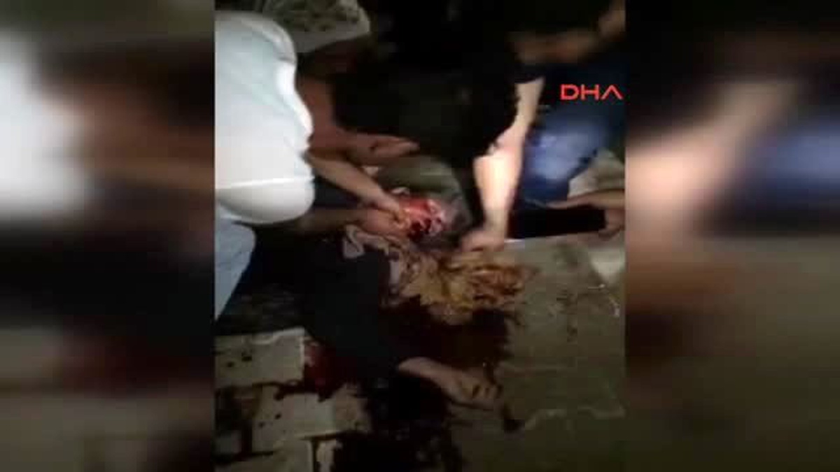 Besni\'de Traktörden Düşen Kadın Ağır Yaralandı