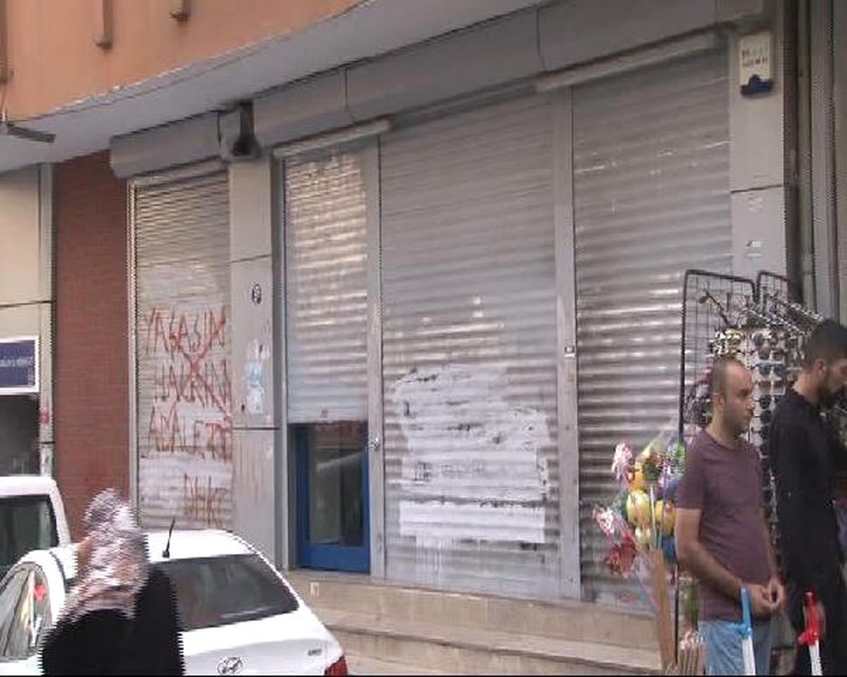 Beyoğlu\'nda Markette Silahlı Soygun