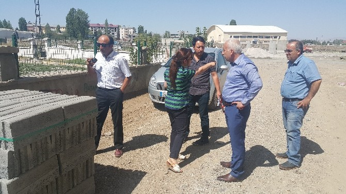 Bulanık Belediyesinin Parke Taşı ve Kaldırım Çalışması