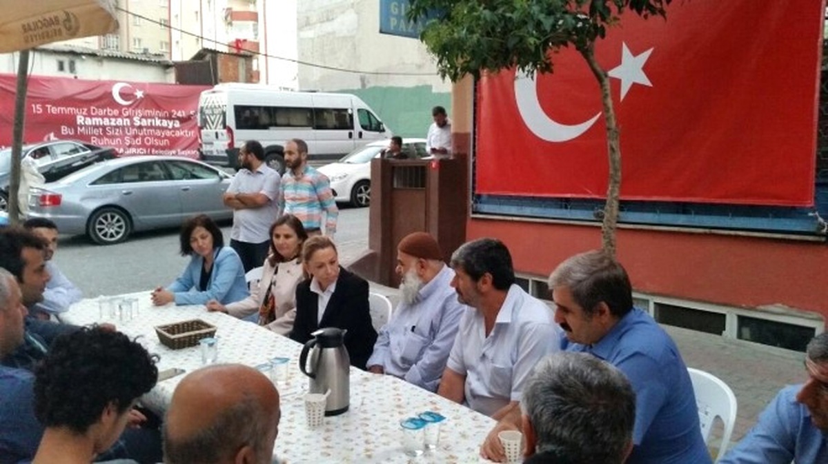 Çalık\'tan Demokrasi Şehidinin Ailesine Taziye Ziyareti