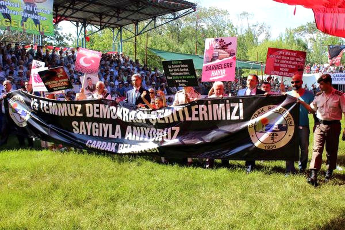 Çardak\'ta Başpehlivan Orhan Okulu Oldu