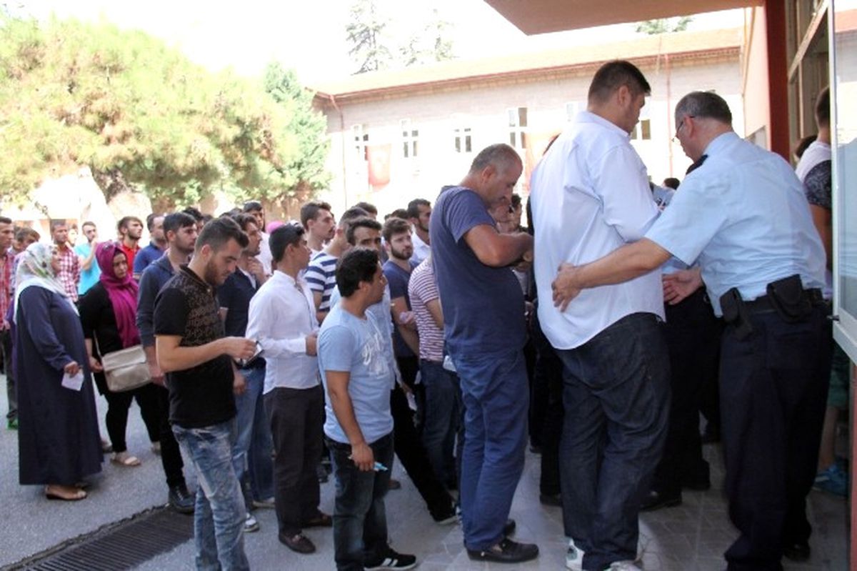 Darbe Girişimi Sebebiyle Ertelenen Ehliyet Sınavı Sürücü Adaylarına Yaradı