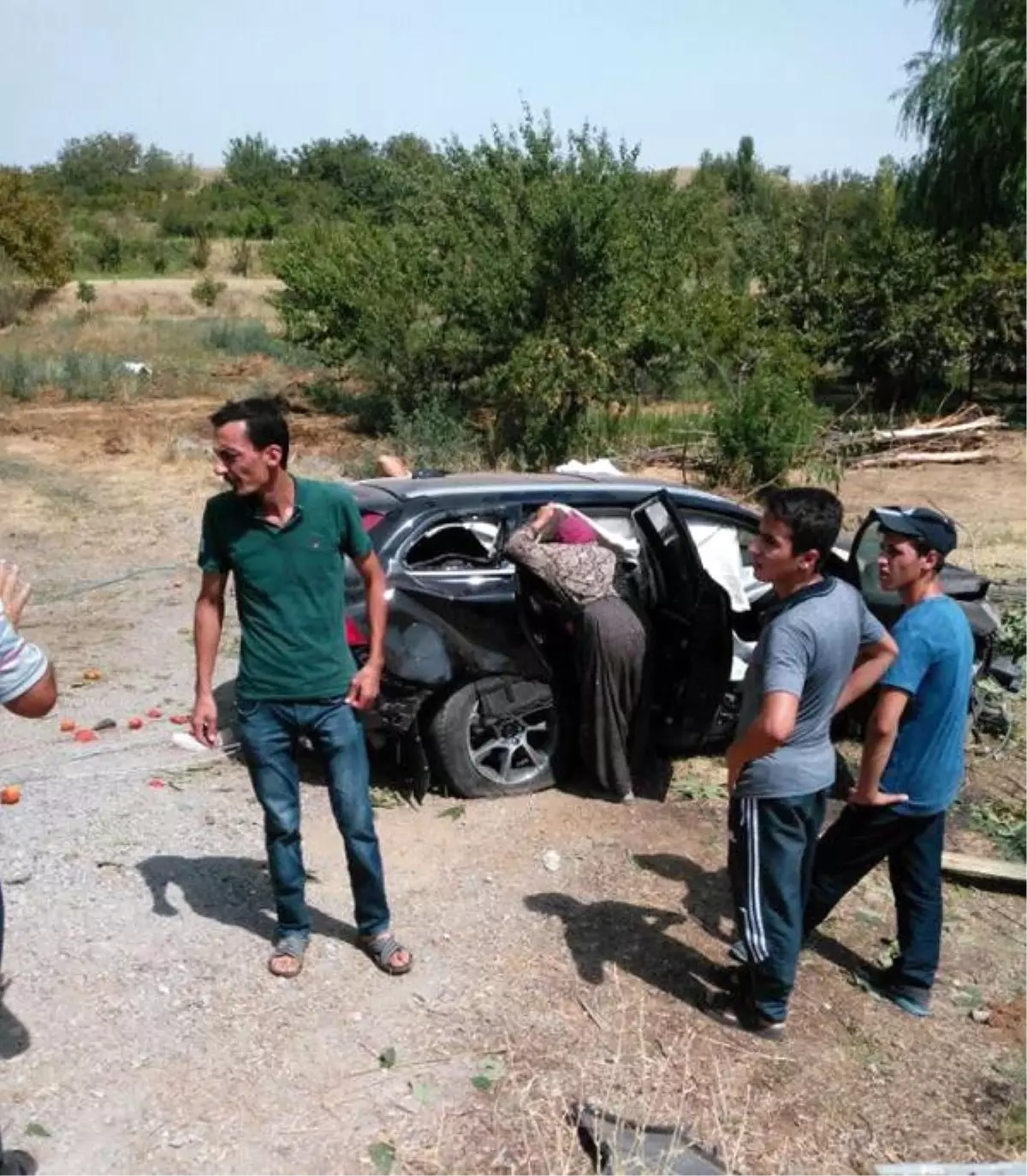 Gurbetçi Ailenin Otomobili Devrildi: 1 Ölü, 5 Yaralı