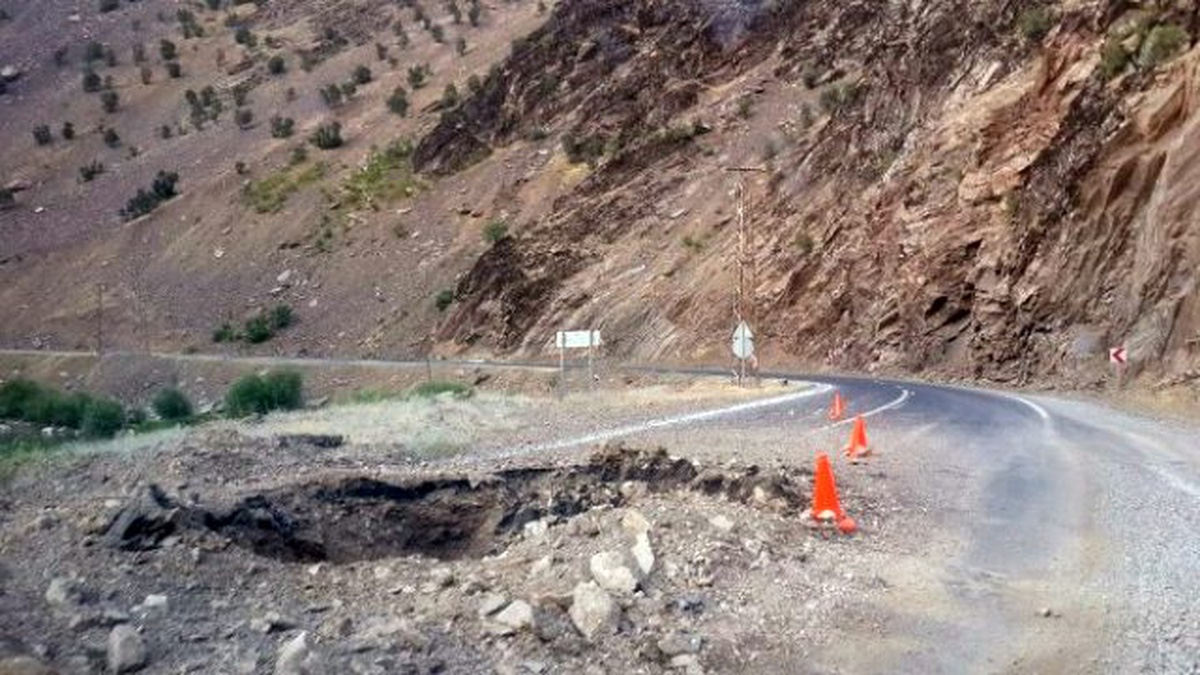 Hakkari-Çukurca Karayoluna Tuzaklanan Patlayıcılar İmha Edildi