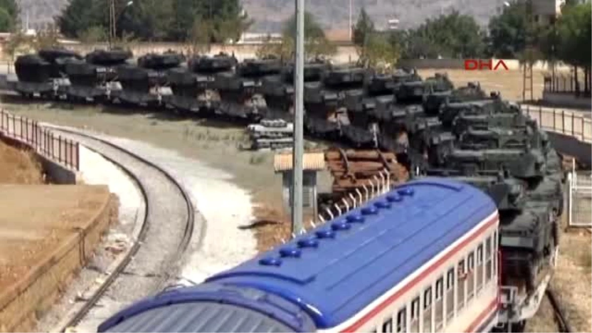 İslahiye İstanbul\'dan Taşınan Tank ve Obüsler İslahiye\'de