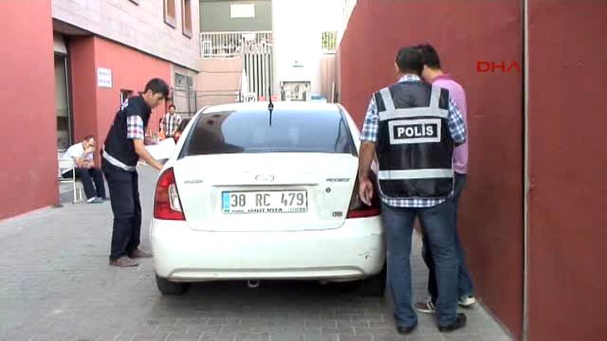 Kayseri\'de Belediye Çalışanlarına Operasyon: 28 Gözaltı