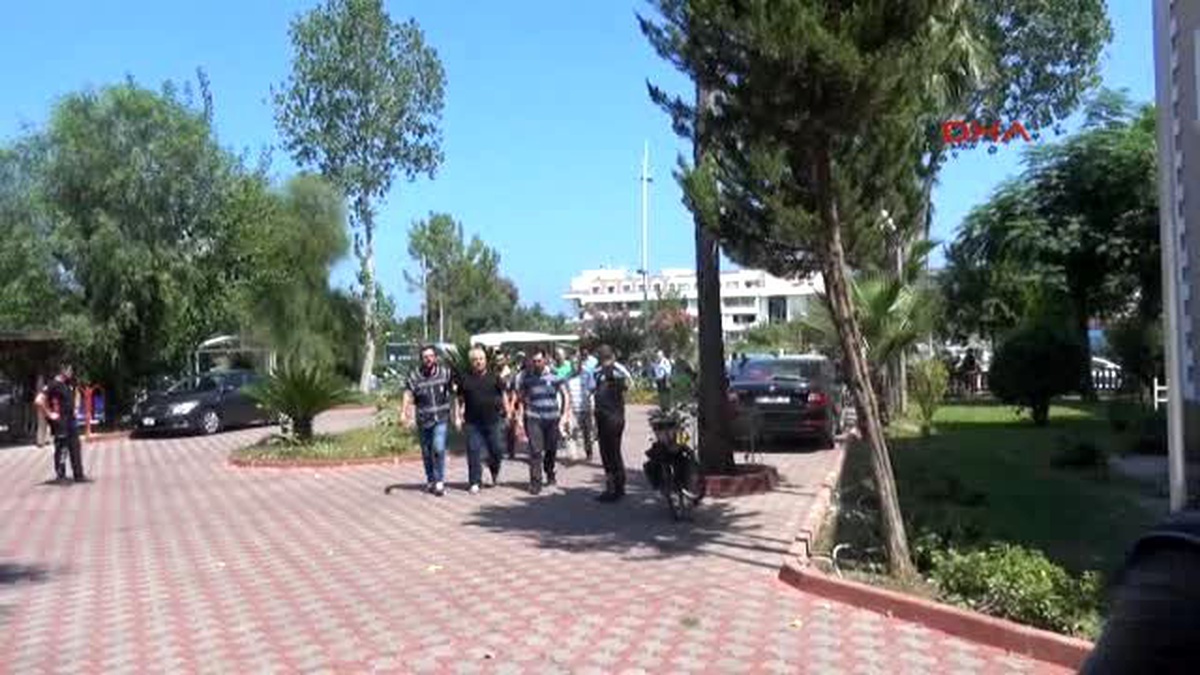 Kemer ve Manavgat\'ta Fetö Operasyonları