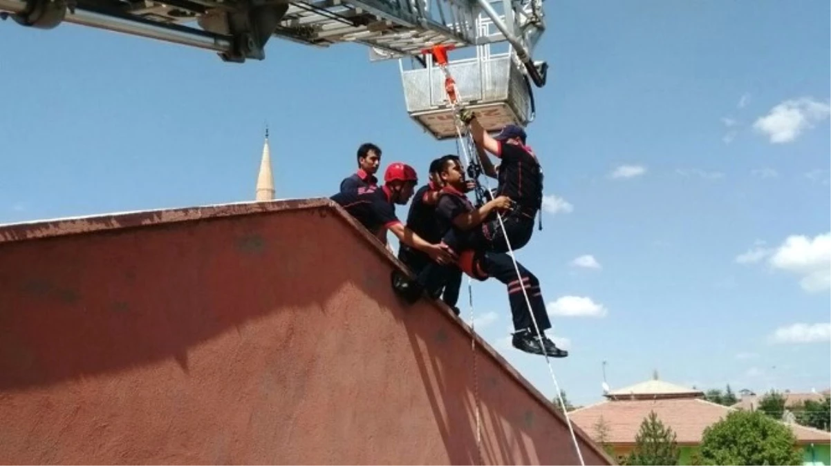 Kulu\'da İtfaiye Ekiplerine Kurtarma Eğitimi