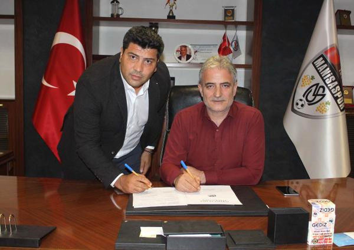 Manisaspor\'da Palaz İmzaladı