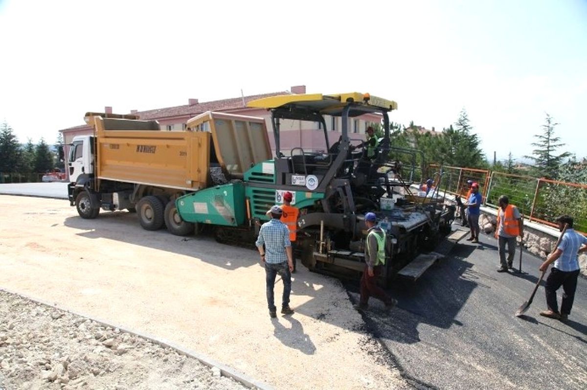 Odunpazarı Belediyesi Vali Münir Raif Güney İlkokulu\'ndaki Çalışmaları Bitirdi
