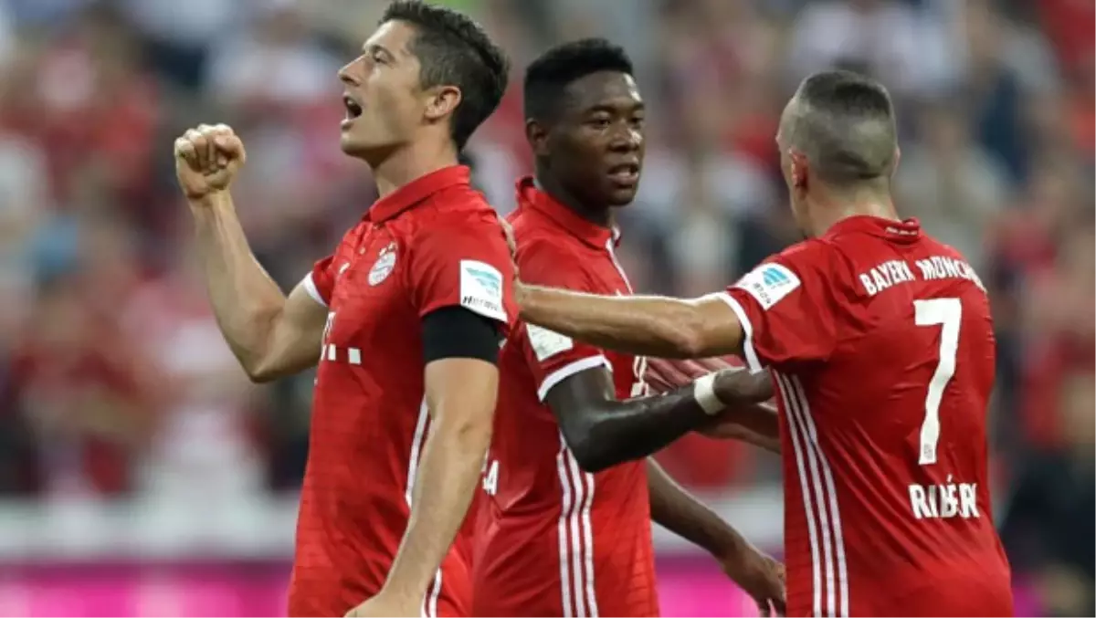 Sezonun İlk Hat-trick\'i Lewandowski\'den