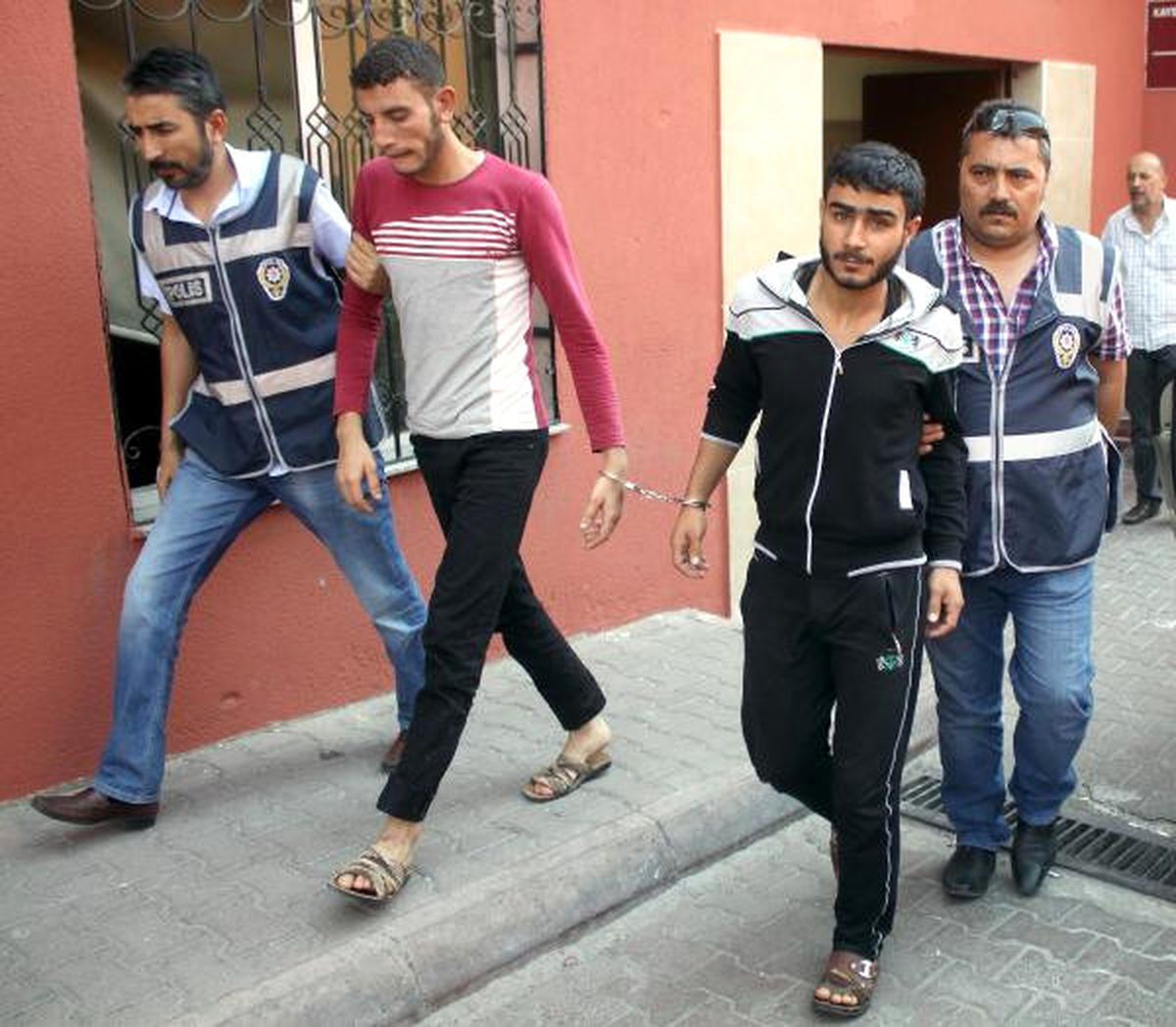Suriyeli Cinayetinin 5 Şüphelisi Adliyeye Sevk Edildi