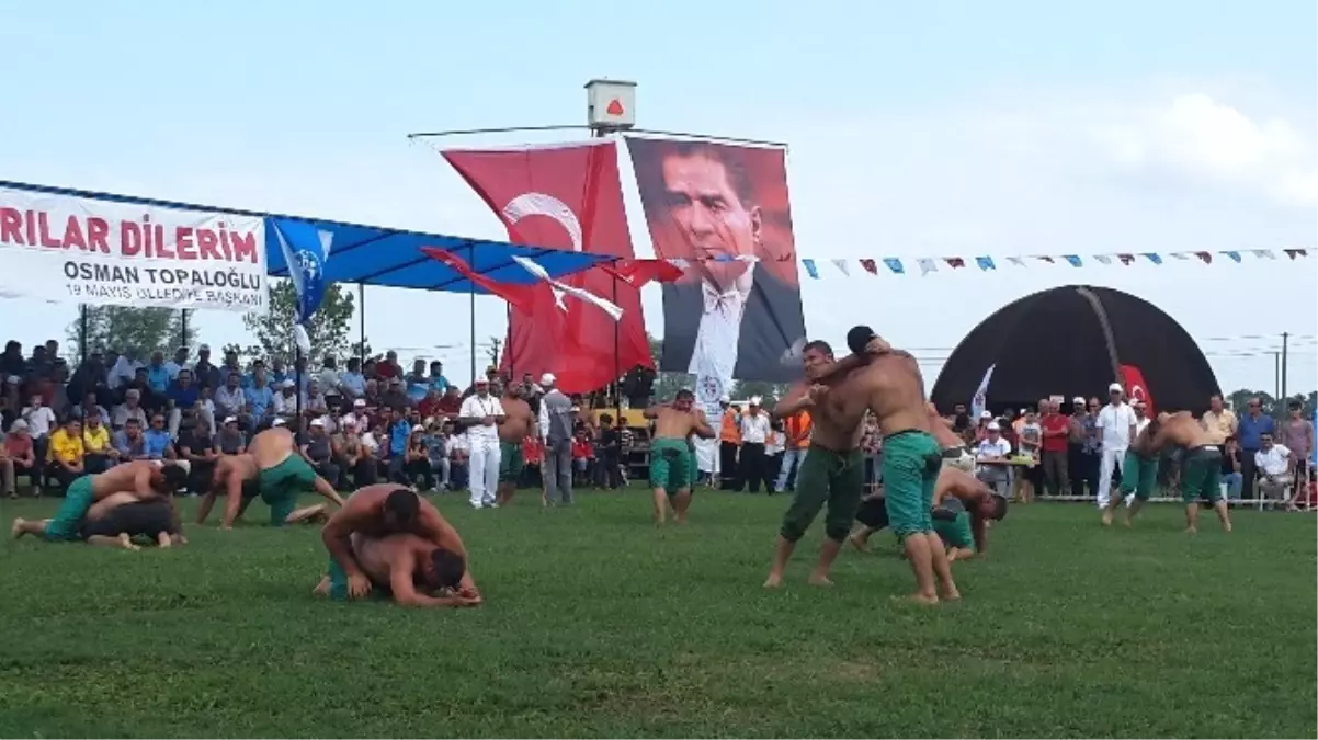 19 Mayıs Güreşlerinde Başpehlivanlığı Fatih Atlı Kazandı