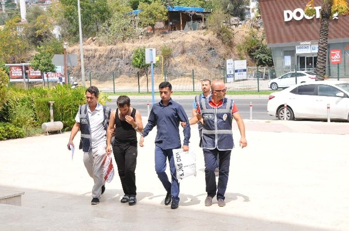6 İş Yerinden Hırsızlık Yapan Zanlı Tutuklandı