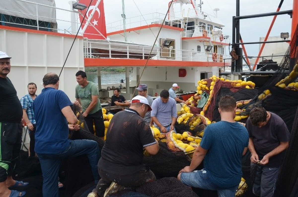 Balıkçılar "Vira Bismillah" Demek İçin Gün Sayıyor