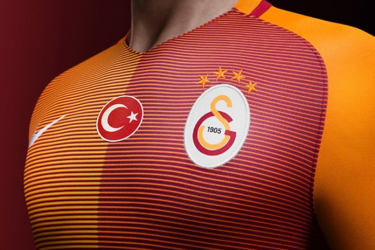 Galatasaraylı Yöneticiden Transfer Müjdesi!