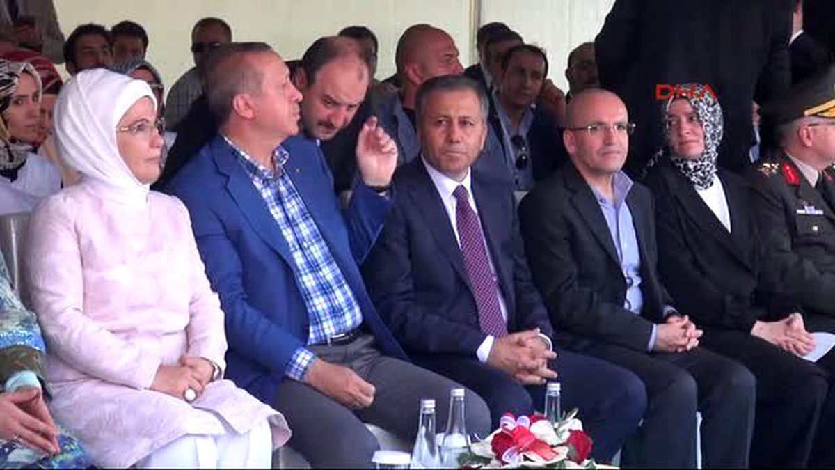 Gaziantep Cumhurbaşkanı Erdoğan: Daiş\'in de İnine Gireceğiz, Onları da Çıkaracağız