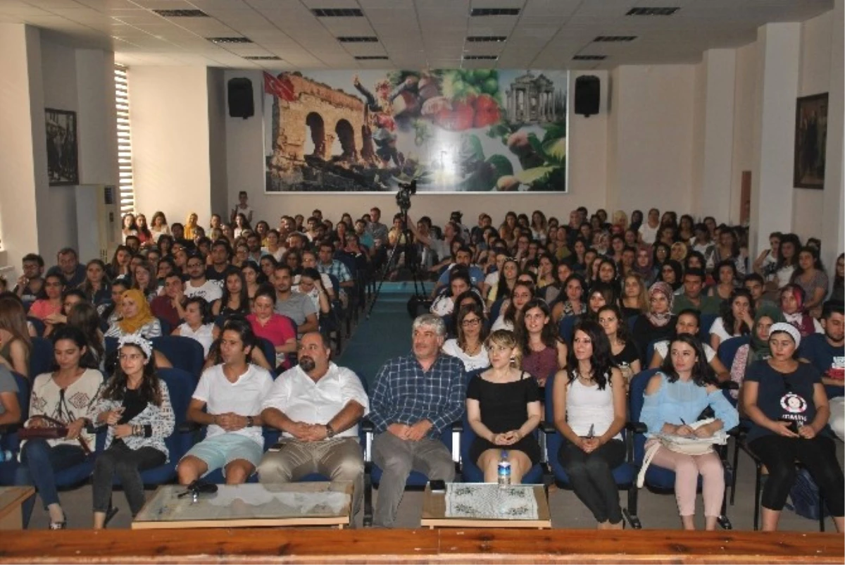 Lider Akademi\'den Öğretmen Adaylarına \'Mülakat\' Hizmeti