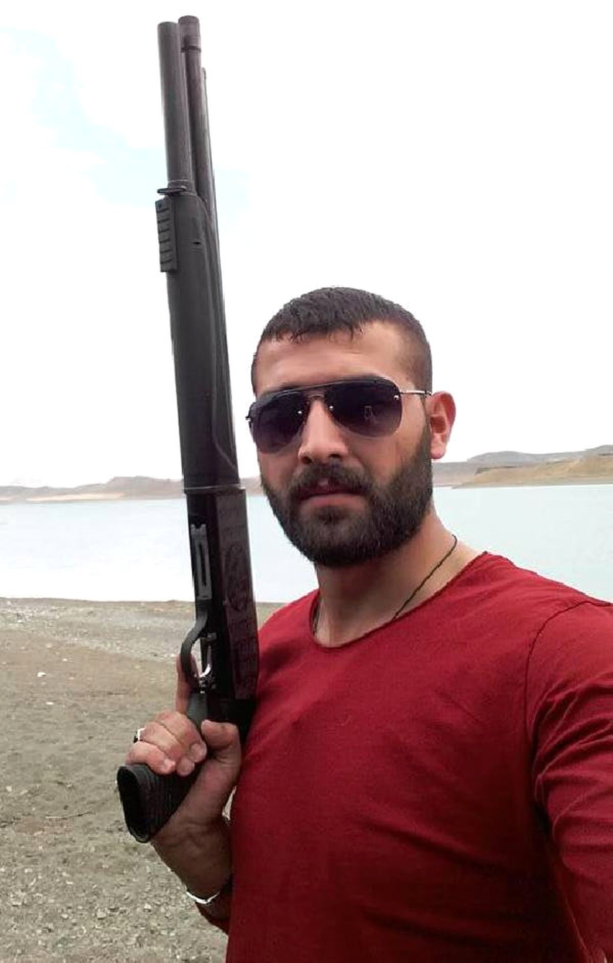 Sokak Ortasında Pompalı Tüfekle Vurulan Genç Öldü