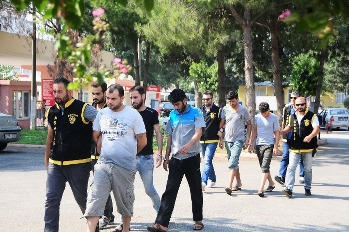 Suriyeliler, Arabistanlılara Sahte Altın Satarken Yakalandı