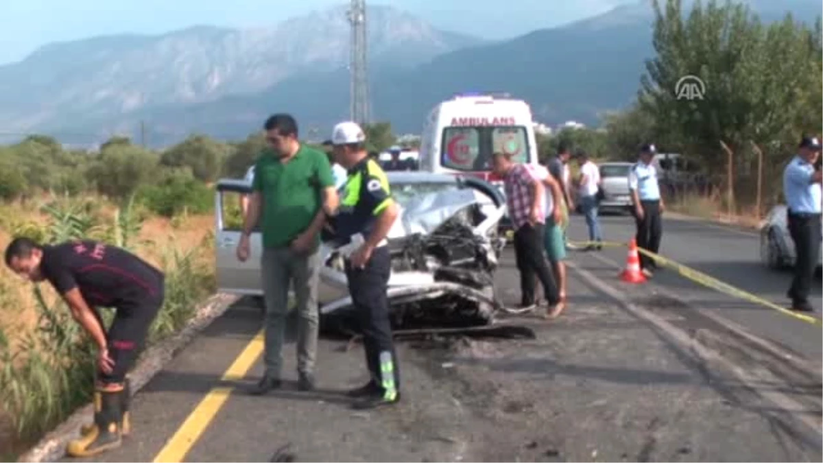 Trafik Kazası: 2 Ölü, 2 Yaralı