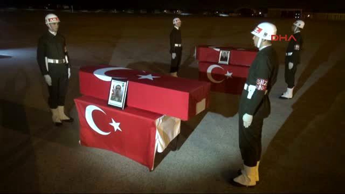 Van Şehitler Memleketlerine Uğurlandı
