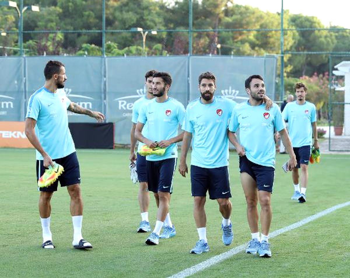 A Milliler, Rusya Maçına Hazırlanıyor