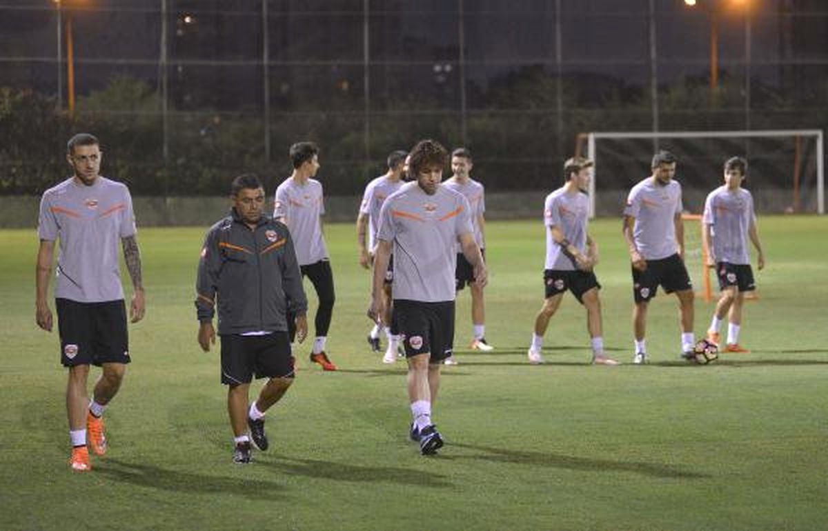 Adanaspor\'da Çalışmalar Başladı
