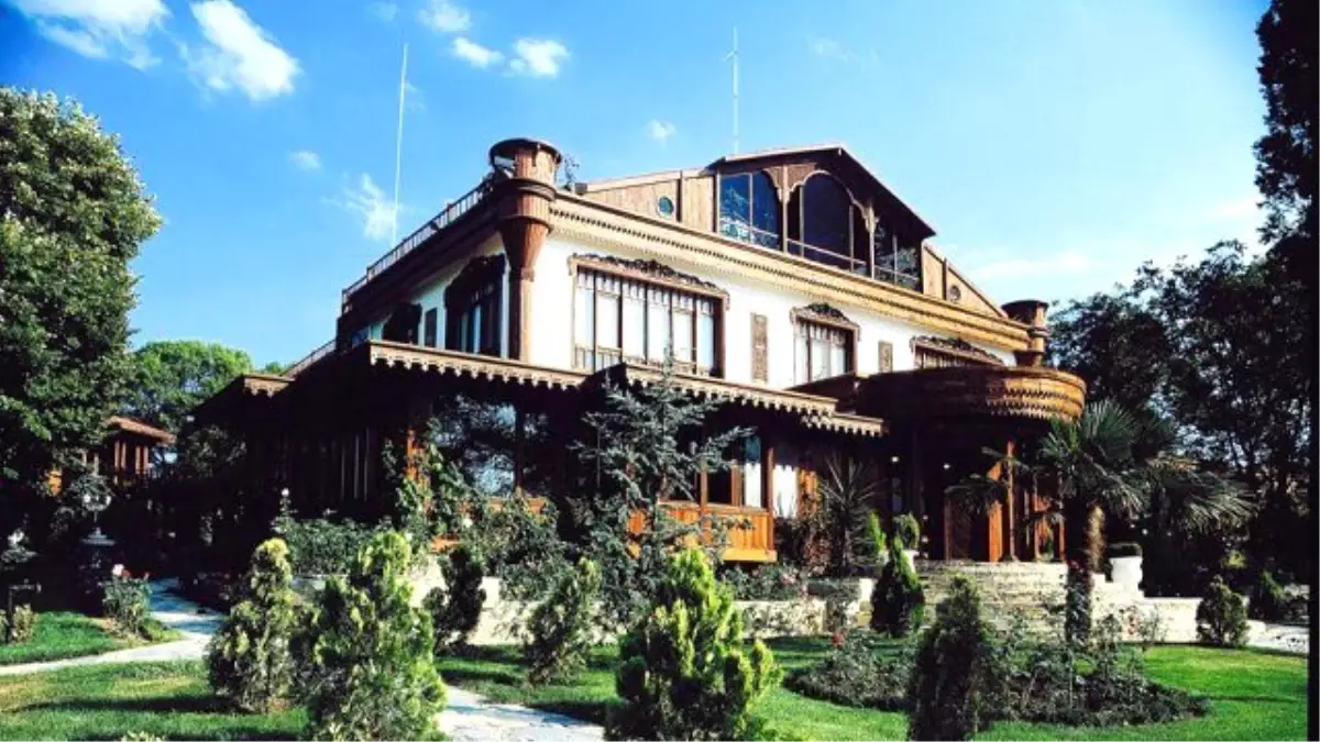 Adnan Oktar\'ın Silivri\'deki Lüks Çiftlik Evi