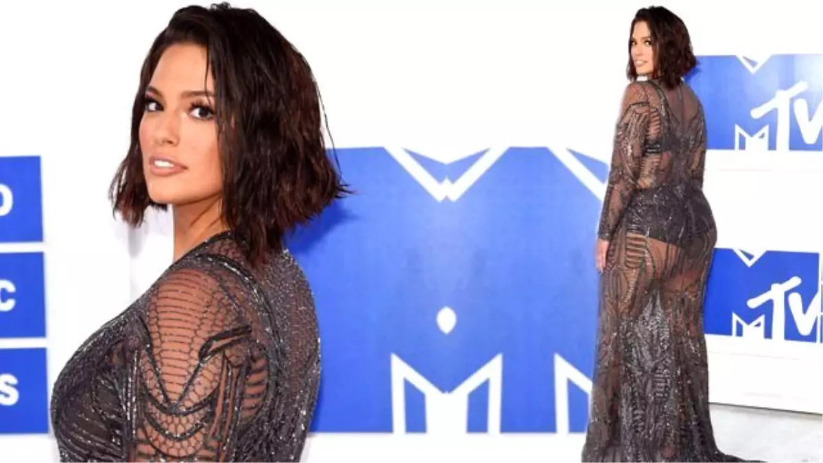 Ashley Graham, Kırmızı Halıda Büyüledi