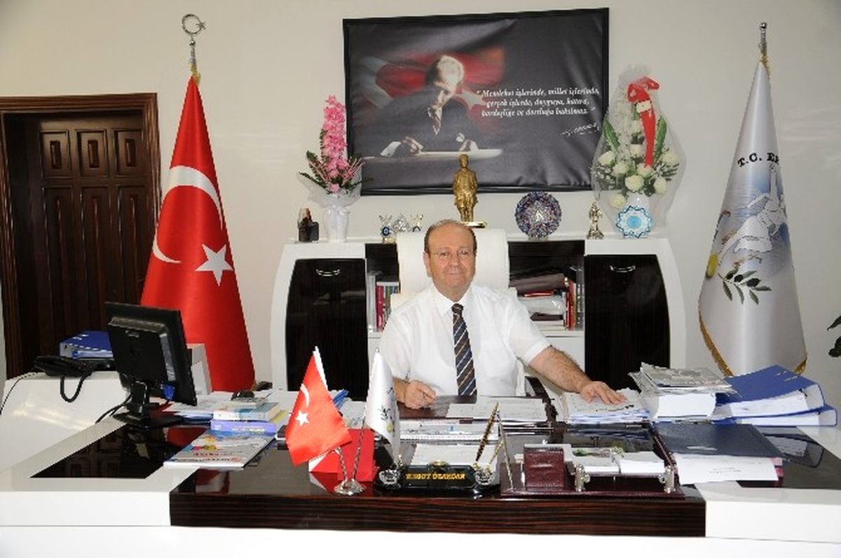 Başkan Özakcan\'ın 30 Ağustos Zafer Bayramı Mesajı