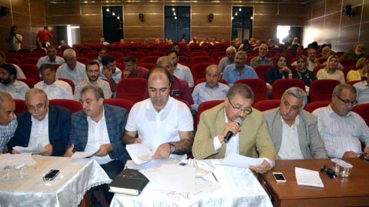 Birecik\'in sorunları el birliğiyle çözülecek