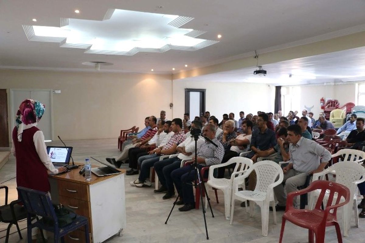 Bitlis\'te Kanserle Mücadele ve Erken Tanı Semineri