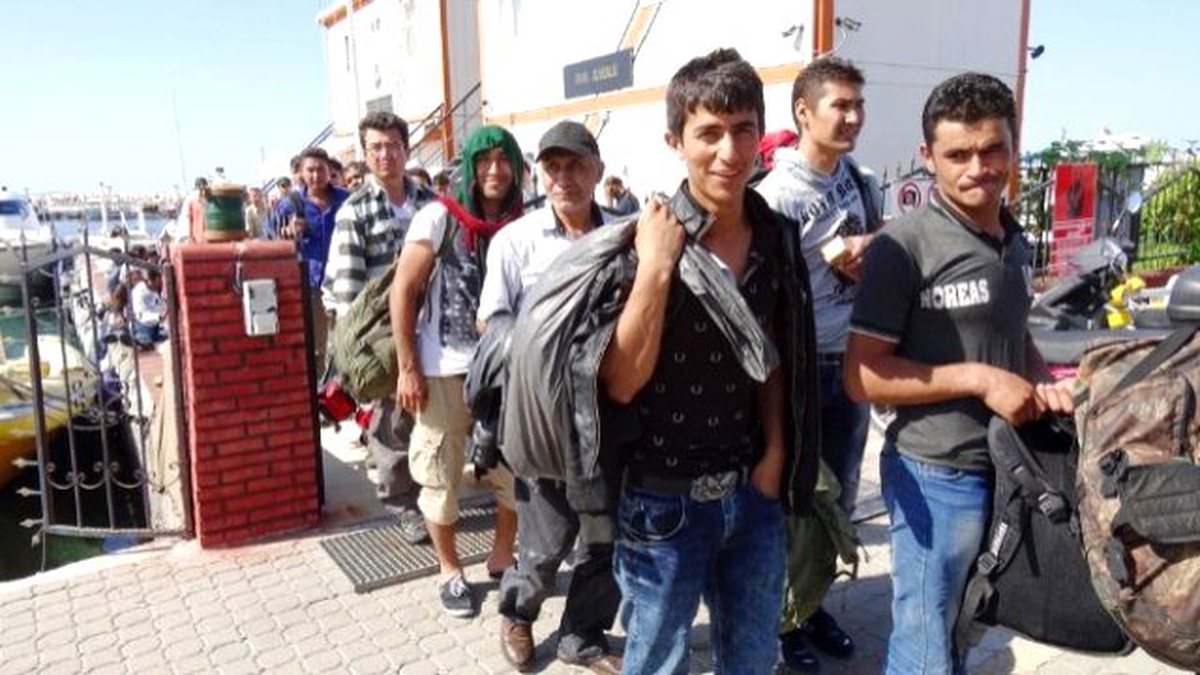 Çanakkale\'de 15 Yabancı Uyruklu Yakalandı
