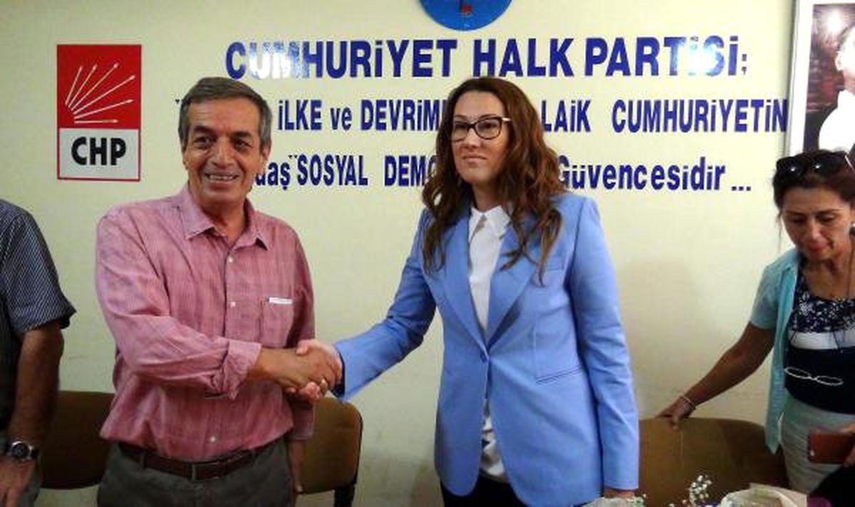 Çanakkale\'de AK Parti\'den CHP\'ye \'Geçmiş Olsun\' Ziyareti