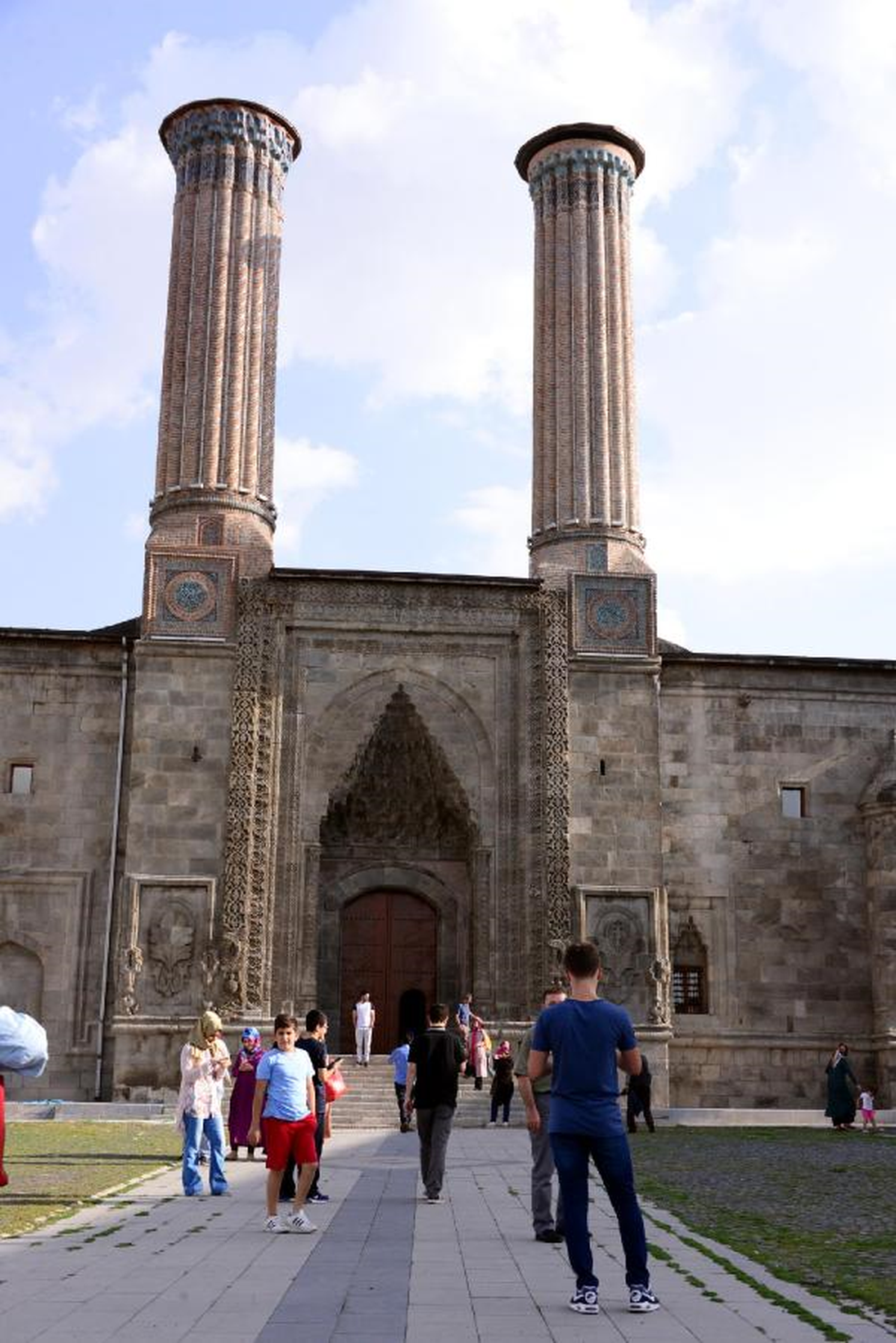 Çifte Minareli Medrese, Restorasyon Sonrası Ziyarete Açıldı
