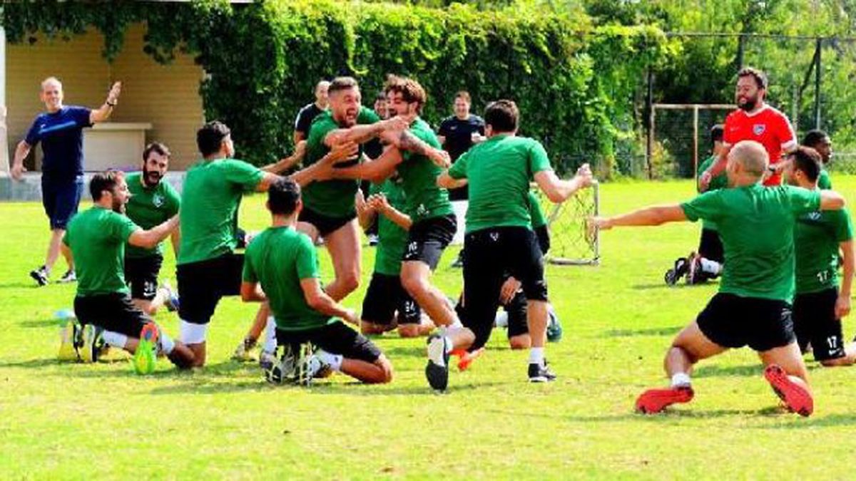 Denizlispor Kampa Girdi