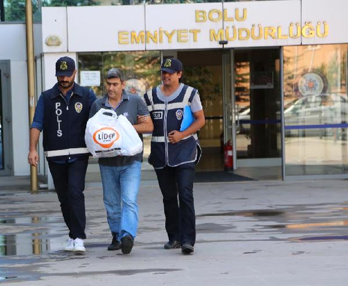 Fetö\'den Tutuklanan Zabıt Katibinin Eşi ve Çocuğu da Gözaltında (2)