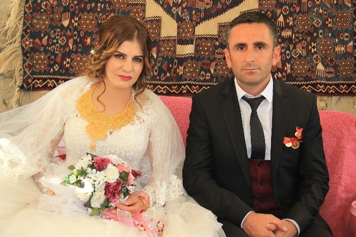 Hakkarili Doktora Görkemli Düğün