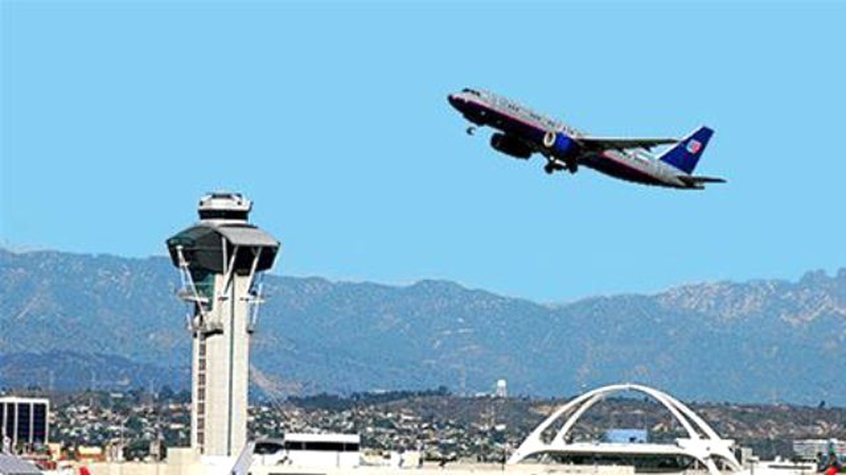 Los Angeles Havalimanı\'nda Üç Terminal Kapatıldı