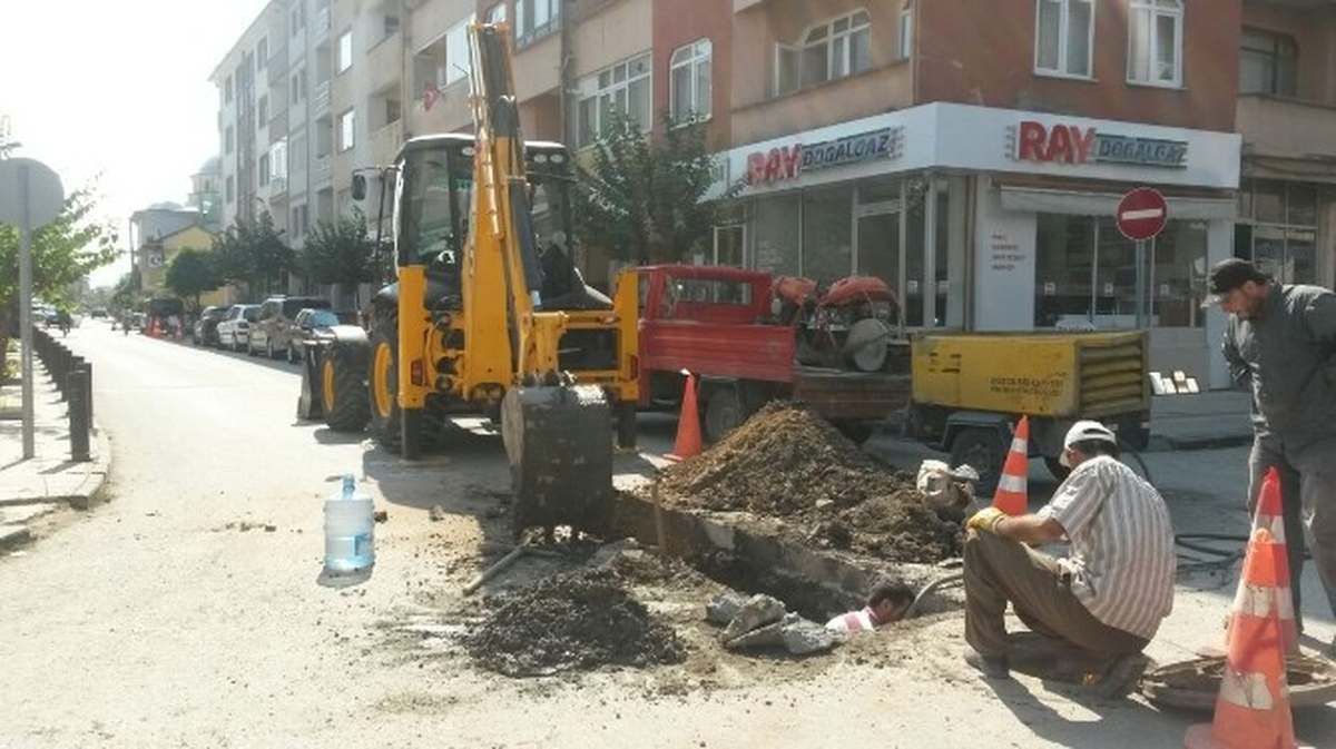 Nusrettin Mahallesinde Yağmur Suyu Çalışmaları