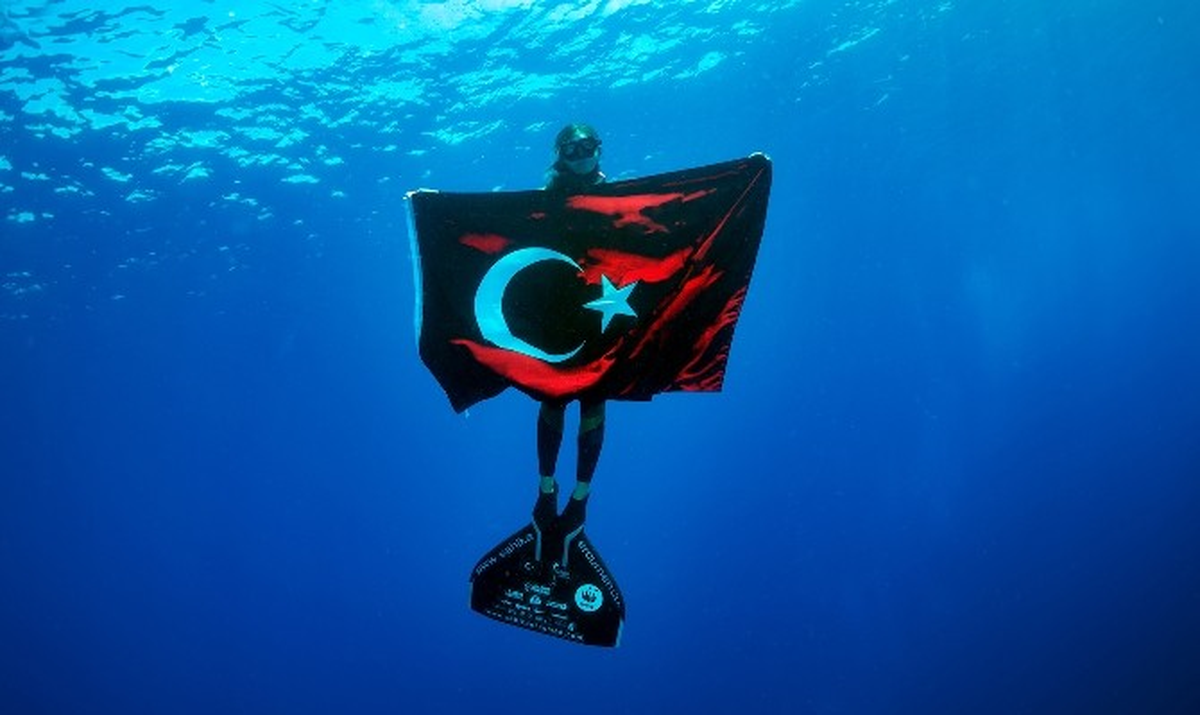 Şahika Ercümen\'den 30 Ağustos Mesajı