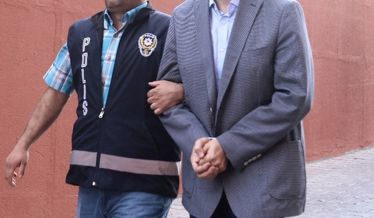 Uşak\'ta 12 Emniyet Personeli Gözaltına Alındı