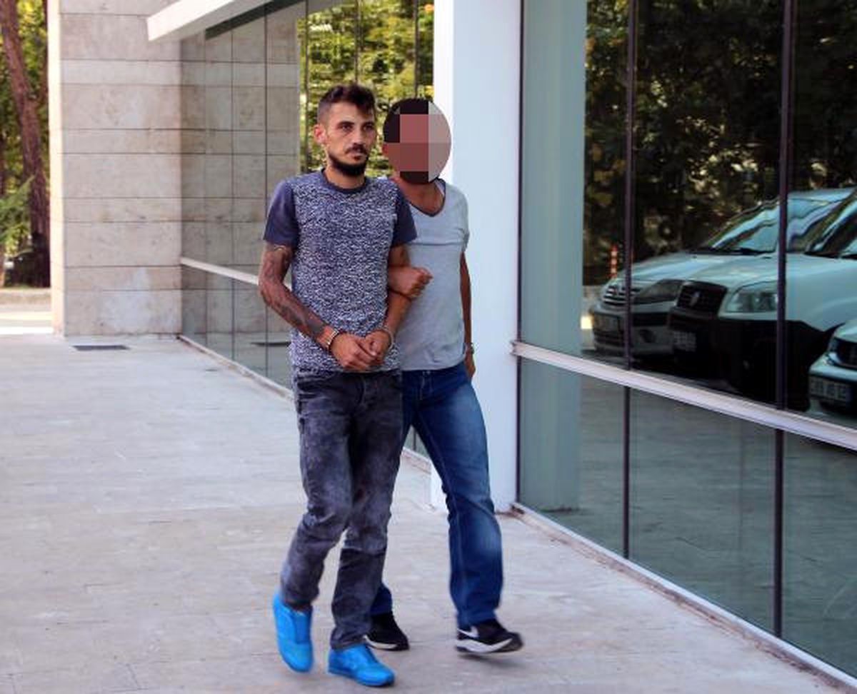 Uyuşturucu Satarken Yakalandı