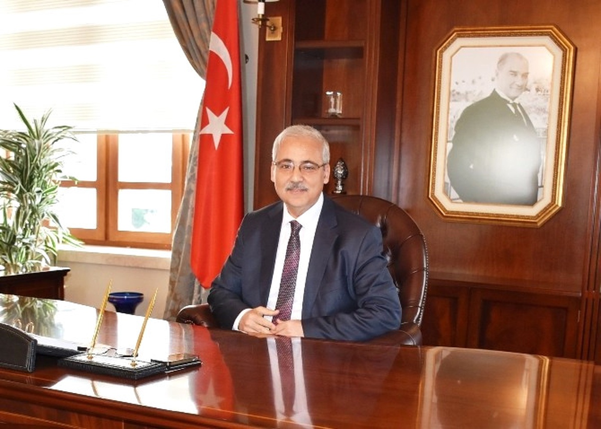 Vali Güvençer\'den 30 Ağustos Zafer Bayramı Kutlama Mesajı