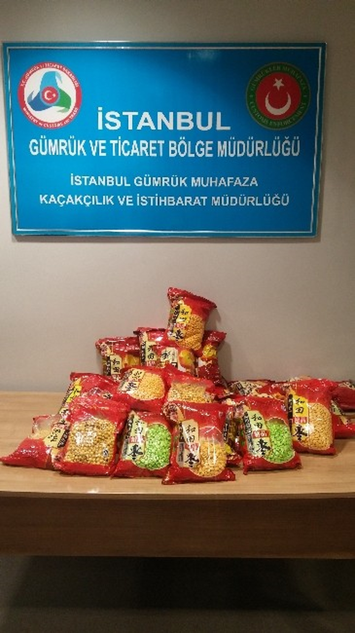 Valizdeki Hapları Gümrükten Kaçıramadı