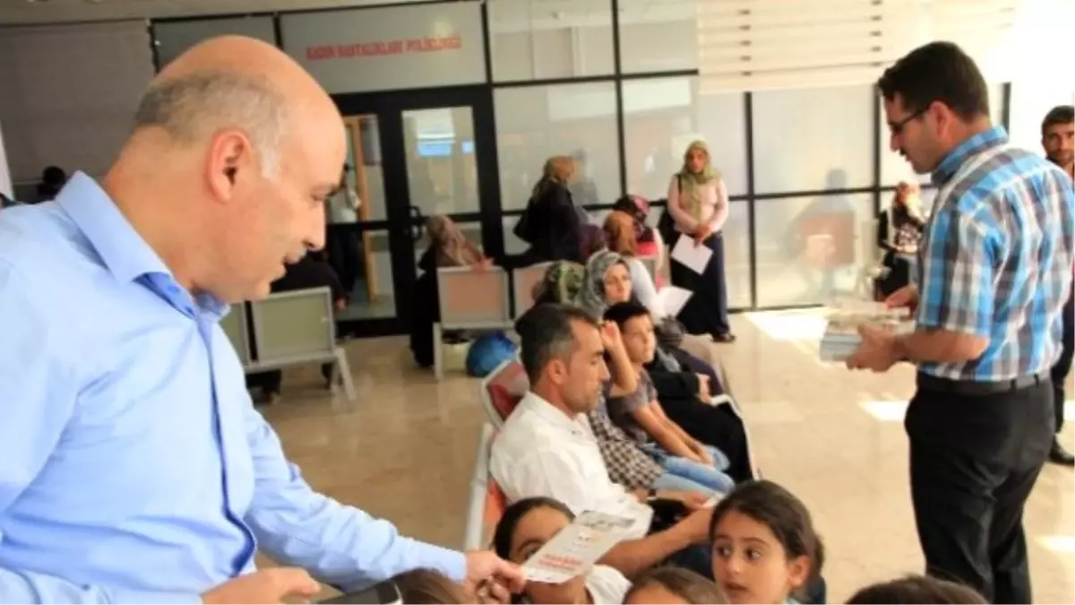 Van Sağlık Müdürlüğü\'nden Afiş ve Broşür Çalışması