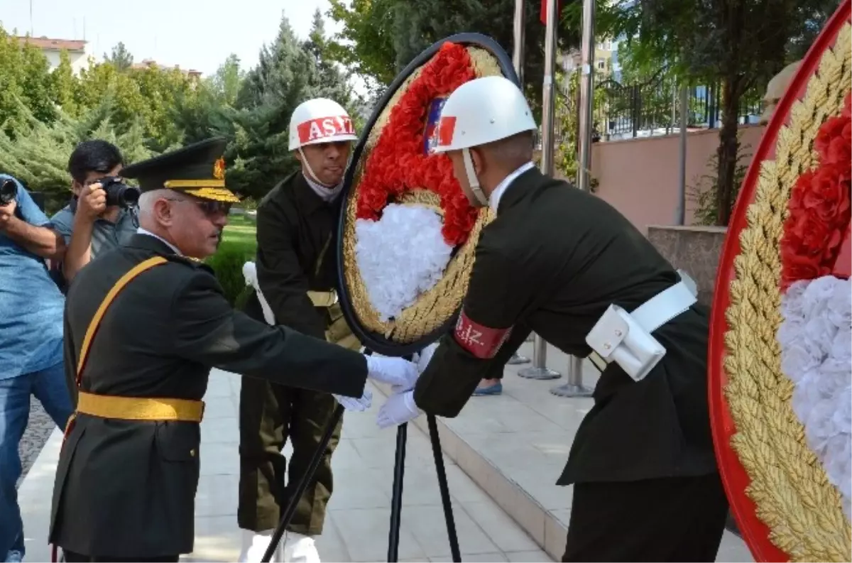 30 Ağustos, Doğu ve Güneydoğu\'da Törenlerle Kutlandı