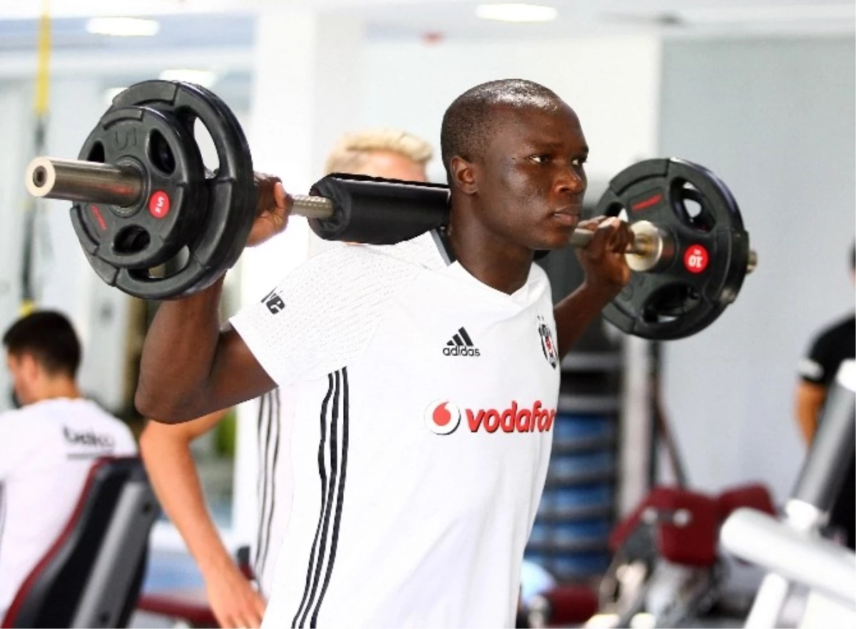 Aboubakar, Beşiktaş ile İlk Antrenmanına Çıktı